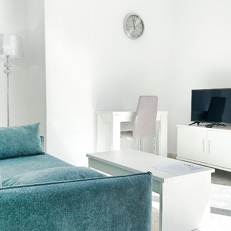 Skol 131 - Studio At Skol Building In Marbella Centre With Sea Views. Bagian luar foto
